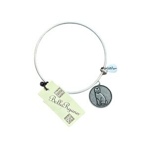 Bella Ryann Silver Cat Pendant Bracelet